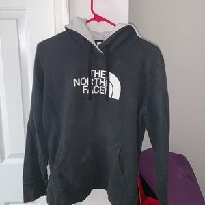 Black north face hoodie